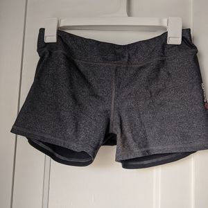 Reebok CrossFit 2.5" booty shorts size M